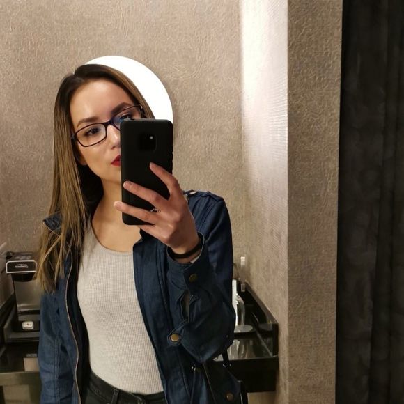 Meet your Posher, Joy - Picture 1 of 1